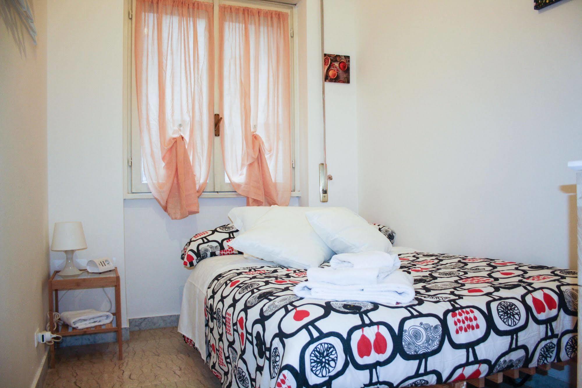 4 Season B&B Roma Exterior photo